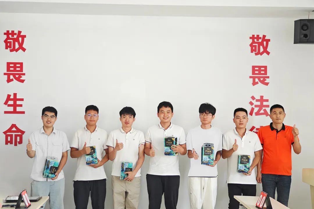 18luck(�й�)�ٷ���վ